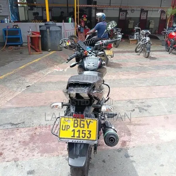Bajaj Pulsar 150 / 2018