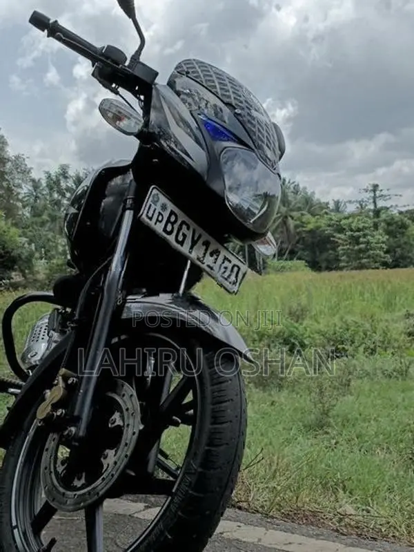 Bajaj Pulsar 150 / 2018