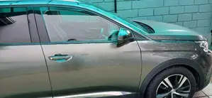 Peugeot 5008 Allure 2017