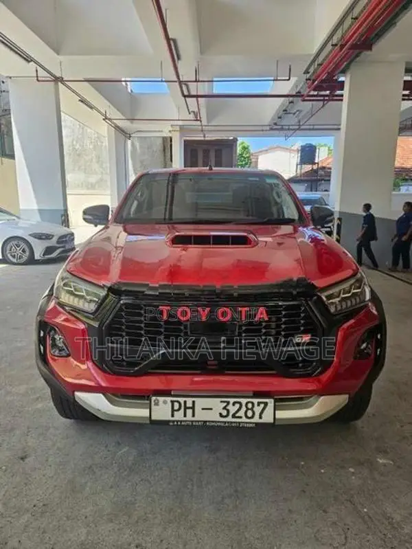 Toyota Hilux GR Sport facelift 2016