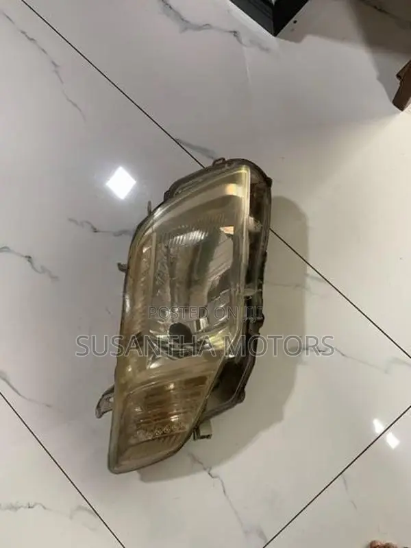 Toyota Axio Head Light