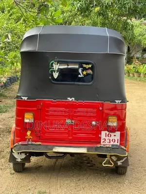 Bajaj RE 1988