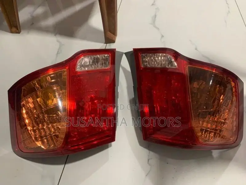 Toyota 2008 Axio 141 Head Light
