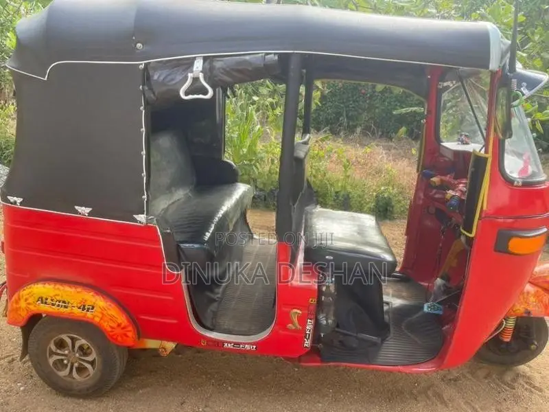Bajaj RE 1988