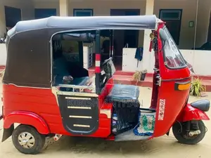 Bajaj RE 2013