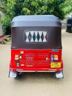 Bajaj RE 2013