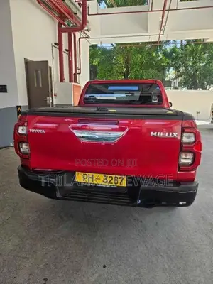 Toyota Hilux GR Sport facelift 2016