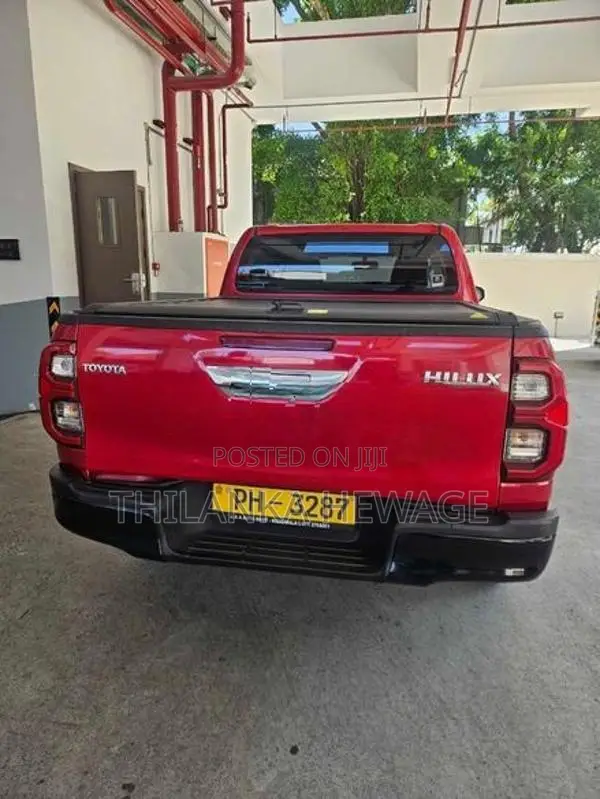 Toyota Hilux GR Sport facelift 2016