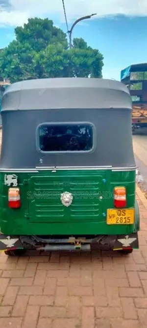 Bajaj RE 175CC 2009