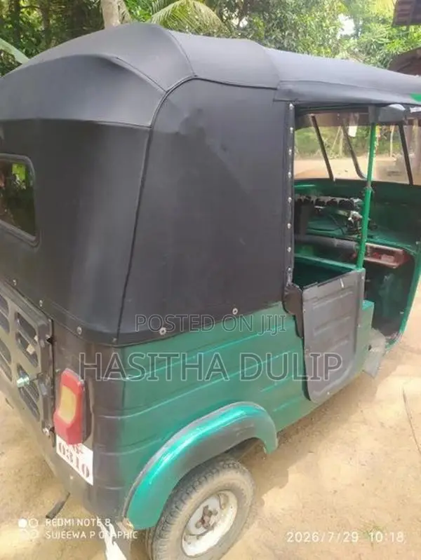 Bajaj RE 1987