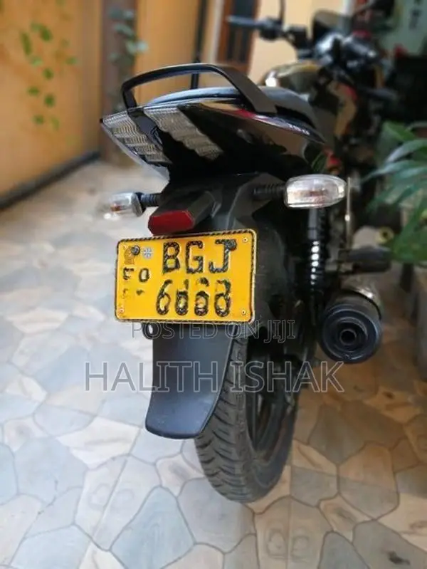 Bajaj Pulsar 150 2018