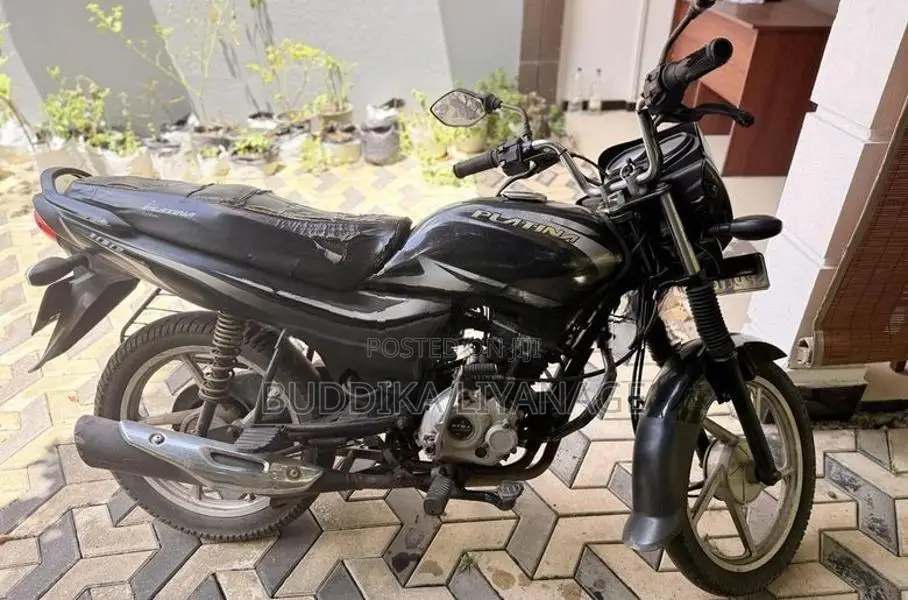 Bajaj Platina 100 2018