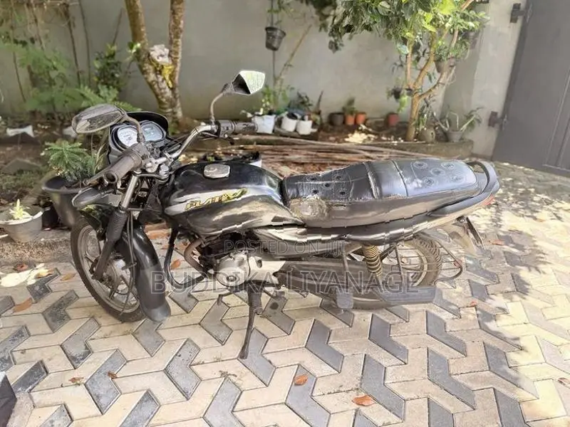 Bajaj Platina 100 2018