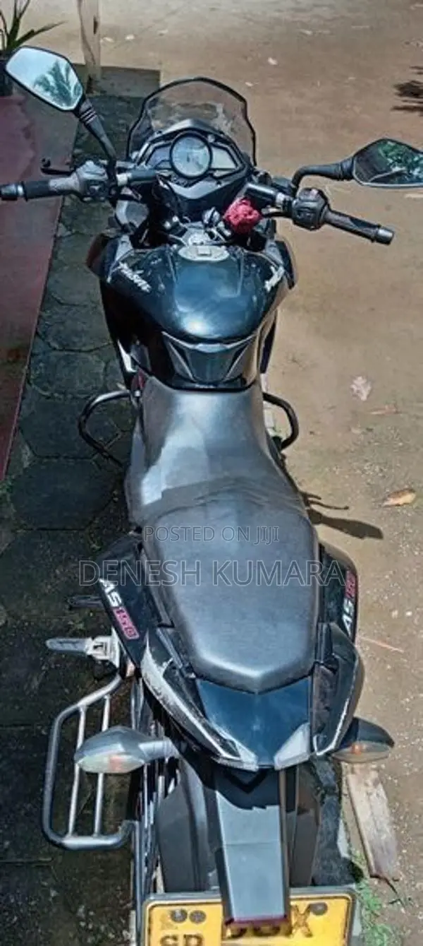 Bajaj Pulsar 150 2016