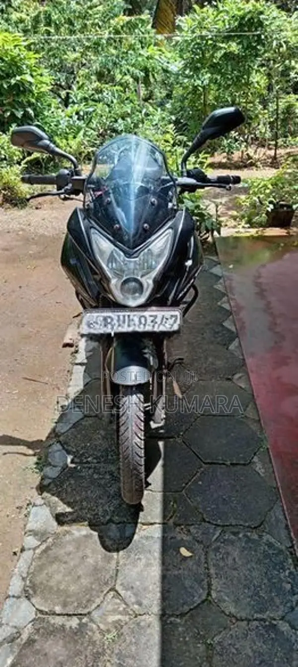 Bajaj Pulsar 150 2016