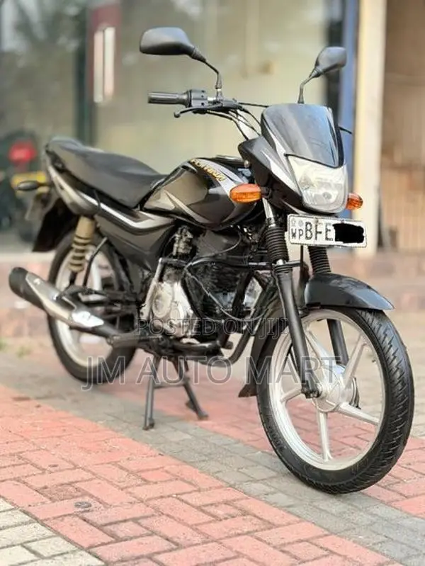 Bajaj Platina 100 ES 2017