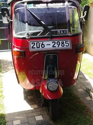 Bajaj RE 1999