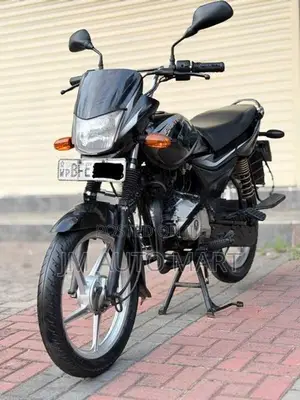 Bajaj Platina 100 ES 2017