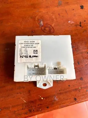 X Trail T32 Power Boot Controller Unit