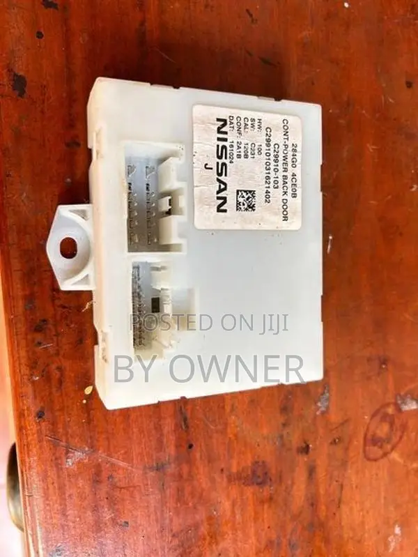 X Trail T32 Power Boot Controller Unit