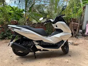 Honda PCX160 2026
