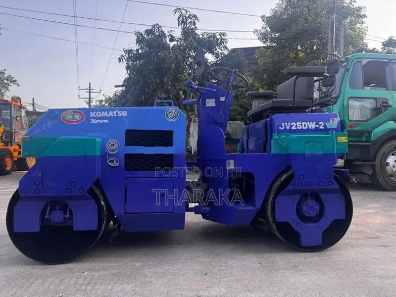 Komatsu Double Howa 2011