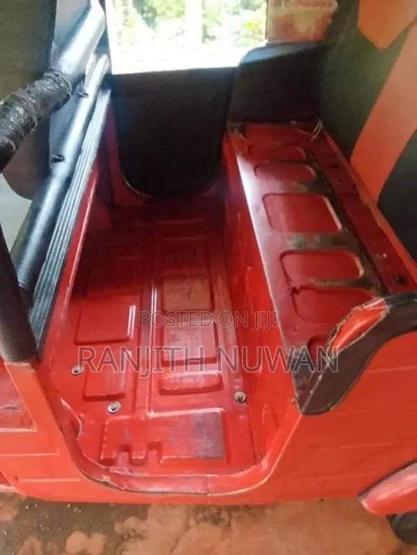 Bajaj RE 2026