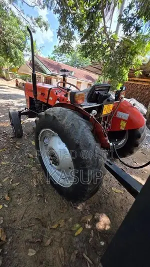 TAFE 45DI Tractor 2011