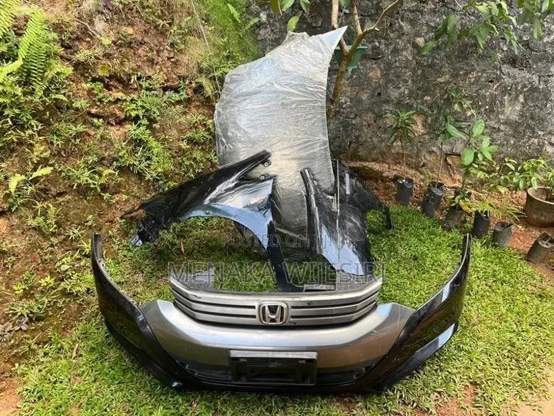 Front Bumper with Accessories