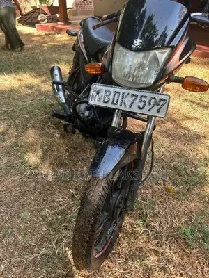 Bajaj Platina 100 2015