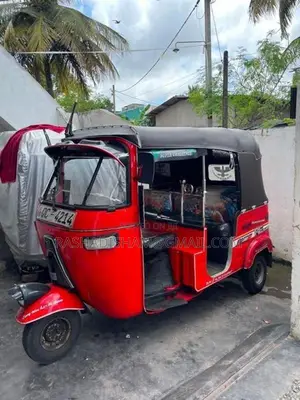 Bajaj RE 2005