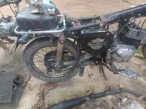 Honda CD 125 Selling for Parts 1982