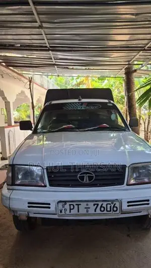 Tata 207 2013