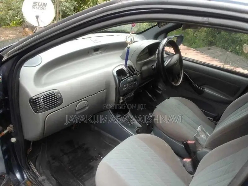 Tata Indigo 2004