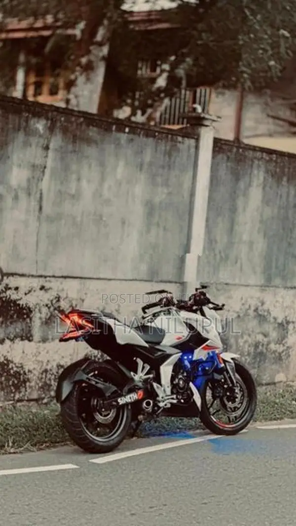 Bajaj Pulsar N160 2026