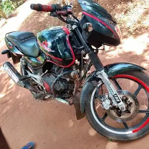 Bajaj Pulsar 180 2007
