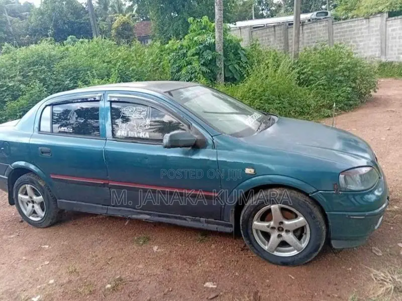 Opel Astra 2000