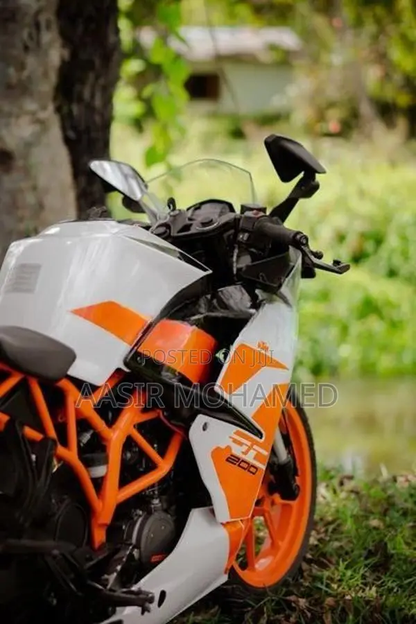 KTM RC 200 2019