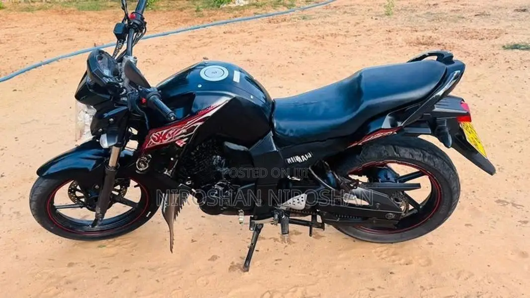 Yamaha FZS V1 2014
