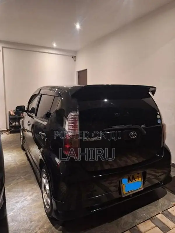 Toyota Passo 2009