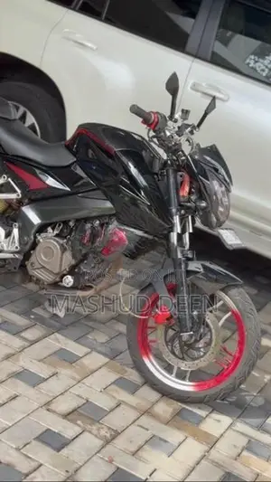 Bajaj Pulsar NS200 2016