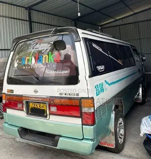 Nissan Caravan 1994