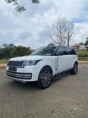 Land Rover Range COM+ 2025