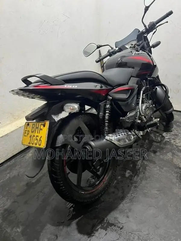 Bajaj Pulsar 150 2018