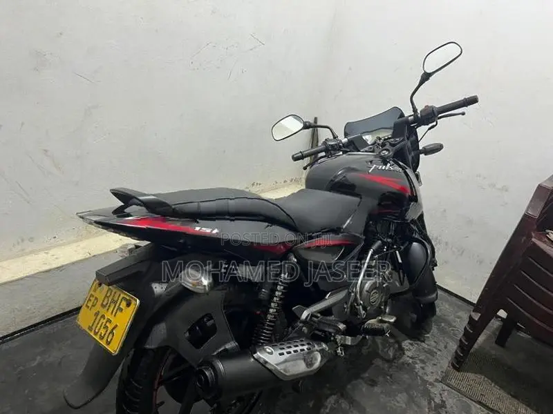 Bajaj Pulsar 150 2018