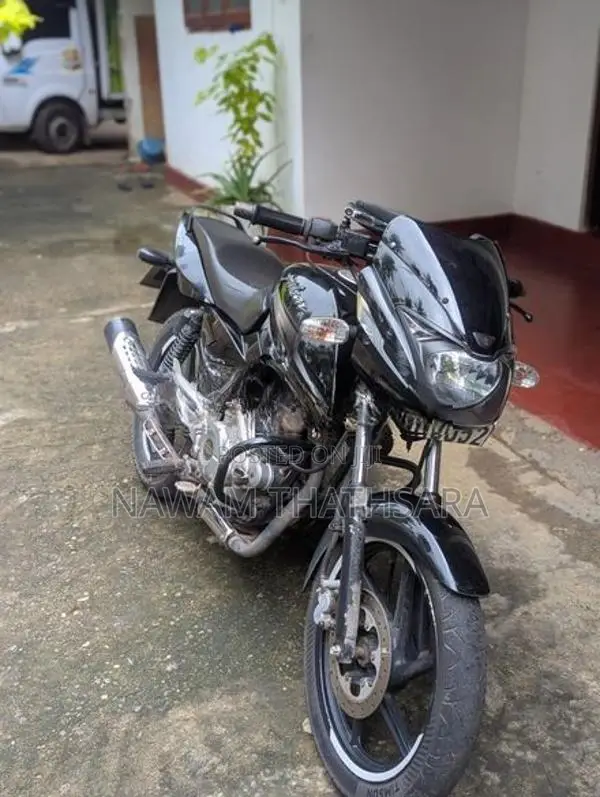Bajaj Pulsar 150 2016