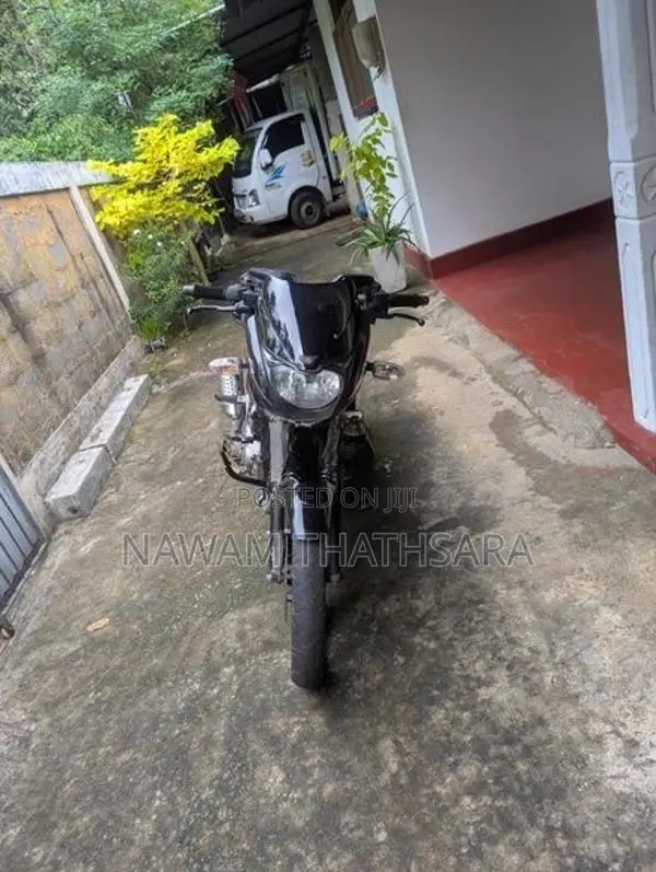 Bajaj Pulsar 150 2016
