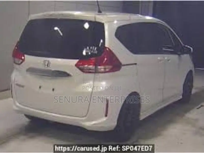 Honda Freed GB5 Rear Finish Panel