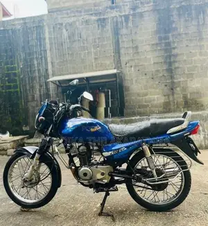 Bajaj Caliber MA- 2243 2004
