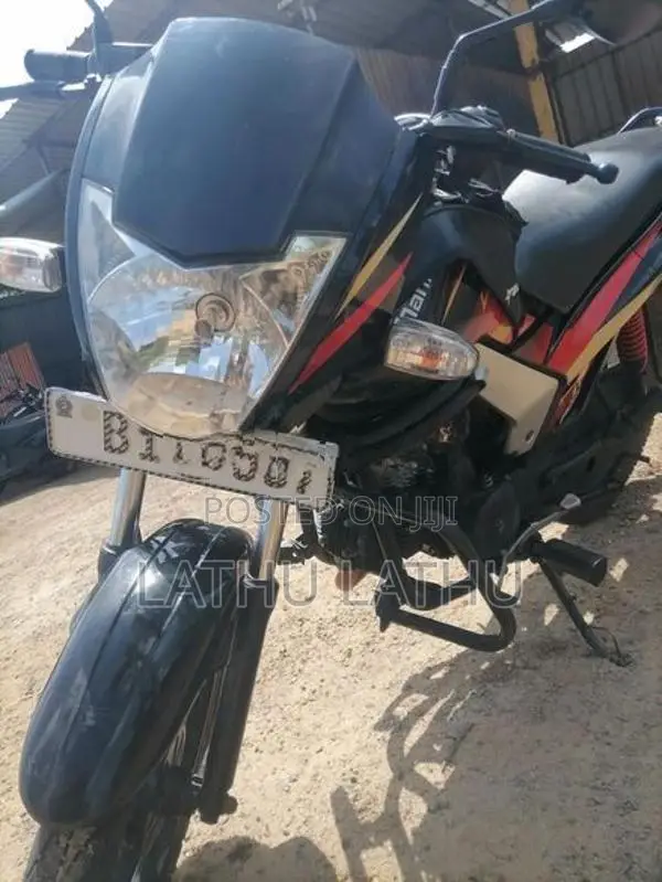 Mahindra Centuro 2019
